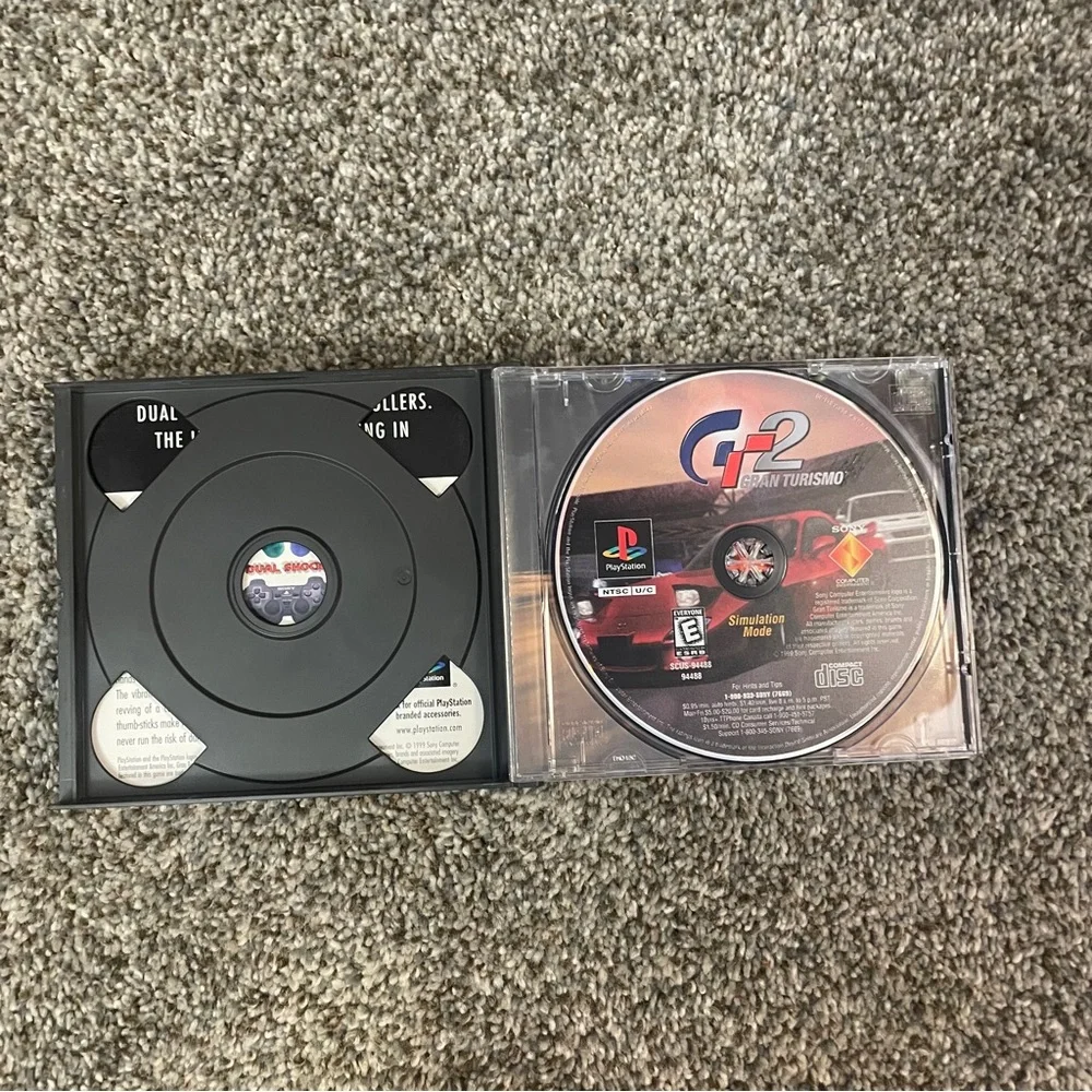 Gran Turismo 2 (Sony PlayStation 1, 1999) complete in box, black label